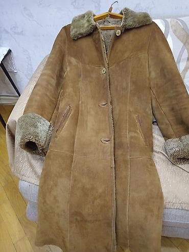 Qadınlar üçün təbii qoyun dərisindən uzun kürk-plaş 42 44 razmer - — 3