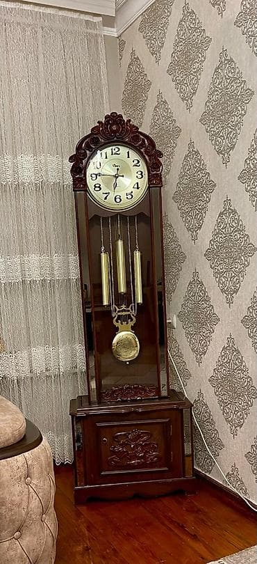 Ev saatları: Yerüstü saatlar, Mexaniki, Mayatnik — 1