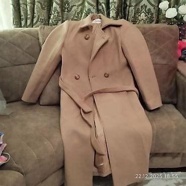 Верхняя одежда: Apresfn brendinin qadın palto-su - Rəng: açıq bej/kamel - Model — 1