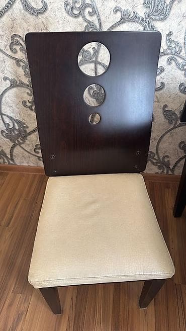 samovar almaq: Qonaq otağı üçün, Açılmayan, Dördbucaq masa, 6 stul — 2