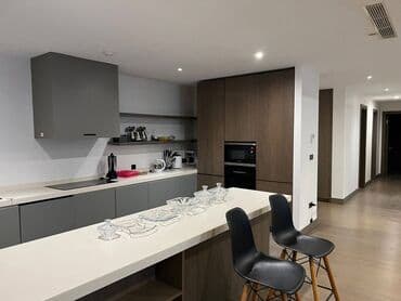 berdede kiraye evler 2025: Nəsimi rayonu, Port Baku kompleksində 24 mərtəbəli elit binanın 8 ci — 8