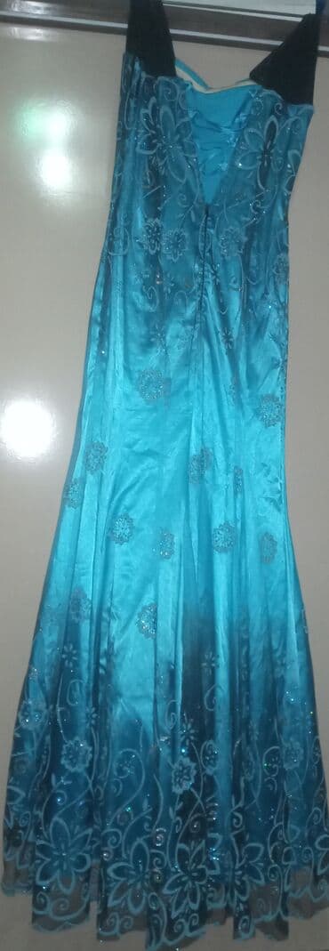 Toy paltarları və aksesuarları: Mavi rəngli uzun ziyafət geyimi - Model: balıq/qum saatı kəsimli, alt — 2