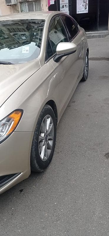 Ford Fusion: 1.5 l | 2017 il 130000 km Sedan