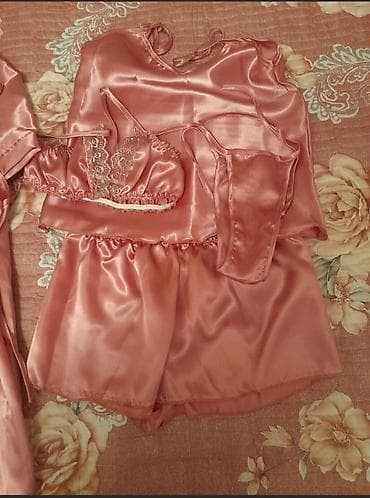 Gecəliklər: Qadınlar üçün atlas gecə dəsti – 5 parça Rəng: pudra/çəhrayı — 4