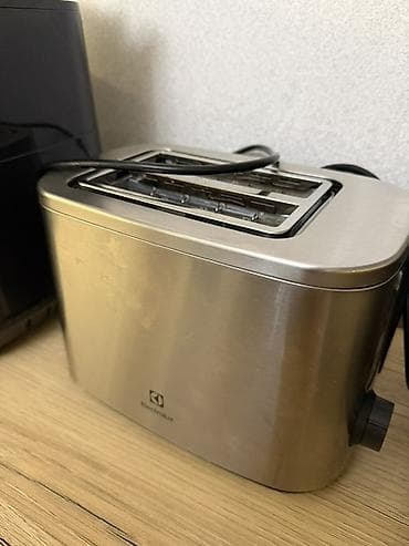Elektronika: Electrolux paslanmayan polad tost aparatı - 2 dilimli geniş yuvalar — 2