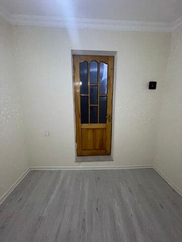 qaxda evlər: Bakı, 20-ci sahə, 3 otaqlı, Köhnə tikili, m. İçərişəhər, 68 kv. m — 18