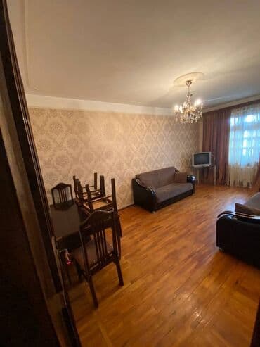 kesle kiraye: Xətai rayonu, Əhmədli metro stansiyasının yanında 9 mərtəbəli binanın — 6