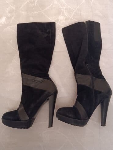 Ölçü: 36, rəng - Qara, Yeni