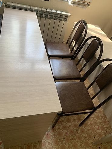Qonaq otağı üçün, İşlənmiş, Açılmayan, Dördbucaq masa
