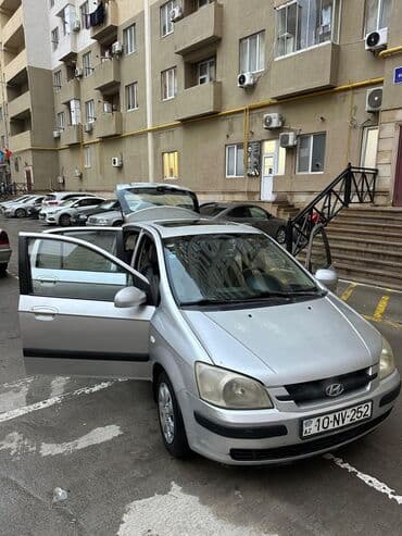 диски на 15 на ниву: Hyundai Getz, gümüşü rəng Texniki xüsusiyyətlər: - Yanacaq növü — 4