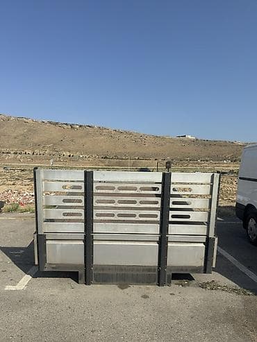 Ban, Kuzov hissələri: Satılır 4.20 kuza uzunlugu 2. 20 eni İdeal veziyetde — 2