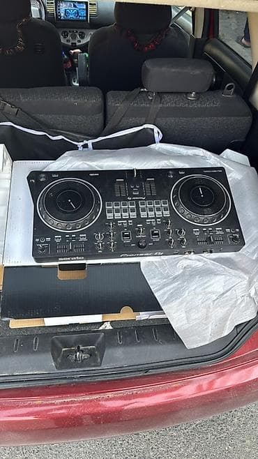 Pioneer DJ DDJ‑REV1 DJ kontroller - Serato DJ Lite/Pro ilə tam uyumlu — 3