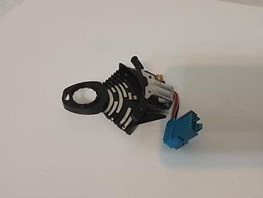 авто ремни: Məhsul: Avtomobil üçün dəst – metal qollar və montaj lövhəsi + — 5