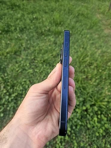 airpods pro 1: IPhone 15 Pro, 128 GB, Blue Titanium, Face ID — 4