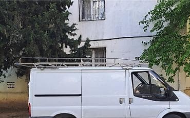 fort masini: Ford Transit yük mikroavtobusu - Korpus: ağ rəngli, qapalı kuzov — 2
