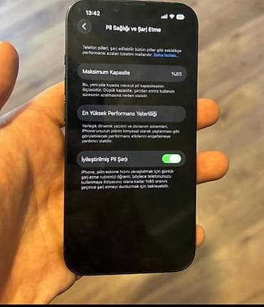 telefon akse: IPhone 13, 128 GB, Qara, Zəmanət, Barmaq izi, Face ID — 4
