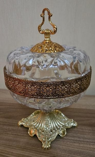 Salam Əziz həm yerlilərim ucuz qiymətə satilir hamisi,kül qabi 2 si — 2