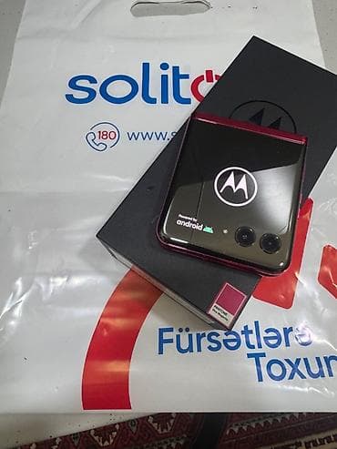 sazz lte modem: Motorola Razr 40 Ultra, 256 ГБ, цвет - Красный — 3