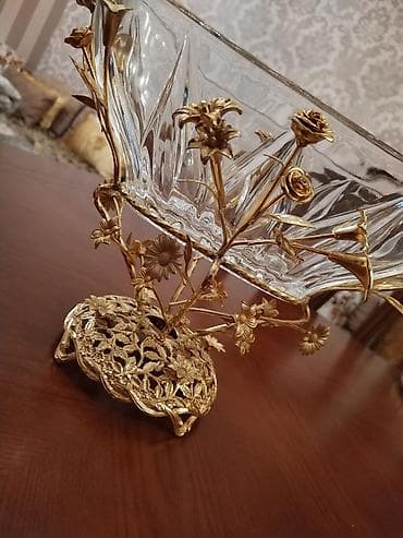 Konfet qabı
80azn. 2dənədi — 2
