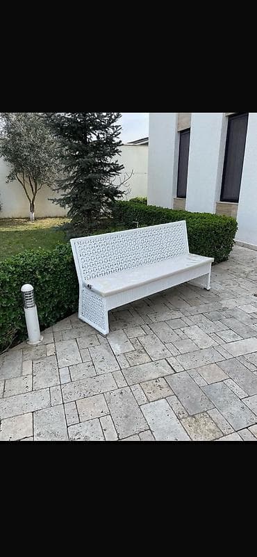 Açıq hava üçün dekorativ skamya - Material: möhkəm metal karkas