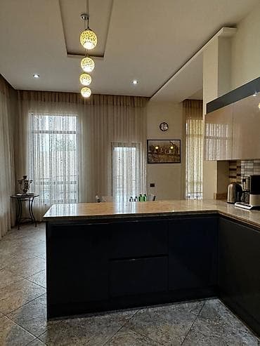 ramanida heyet evi: 4 otaqlı, 500 kv. m, Yeni təmirli — 2