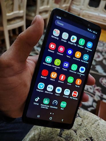 samsung a7 2016 ekran: Samsung Galaxy A7 2018, 64 GB, rəng - Qara, İki sim kartlı — 1