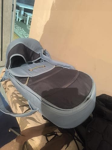 uşaq donlar: Çıxarıla bilən beşikli araba, Yaş: <1 ay — 1