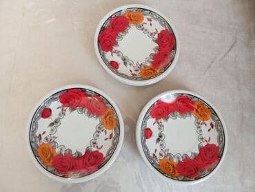 qara madonna aş nimcəsi: Nəlbəkilər, rəng - Qırmızı, Keramika — 1