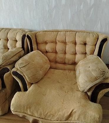 divan xacmaz: Divan, İşlənmiş, Açılan, Bazasız, Parça, Çatdırılma yoxdur — 3