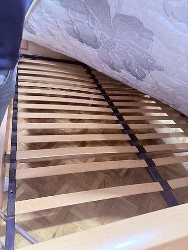 Ev üçün mebel: İki nəfərlik taxta çarpayı dəsti - Material: açıq ağac rəngli — 1