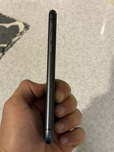 iphone 11 2ci el: IPhone 11, 128 GB, Qara, Face ID — 4