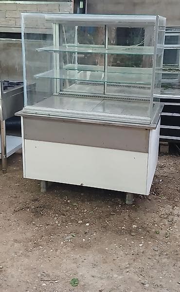 Vitrin soyuducu şiriniyat üçündürhec bir problemi yoxdur