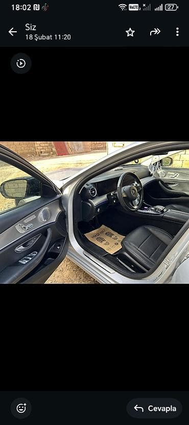 niva şini: Mercedes‑Benz E300 sedan - Kuzov: sedan, gümüşü rəng - Model nişanı — 10