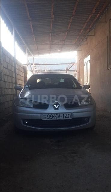 mini traktorlarin azerbaycanda satisi: Renault Megane sedan - Korpus: gümüşü rəng, 4 qapı, arxa parkinq — 1