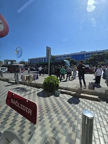 Daşınmaz əmlak: 20 yanvar moskva pr 80 da yerləşən obyektə 5 vitrin arendaya verilir — 4