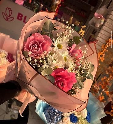 Təhsil, elm: Satış məsləhətçisi tələb olunur, 18-29 yaş, 3-5 illik təcrübə, Ayda 2 dəfə ödəniş — 1