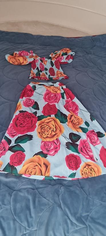 geyim desti: Gullu cicekli etek desti — 1