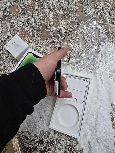 iphone 512: IPhone 14, Qara, Sənədlərlə — 3