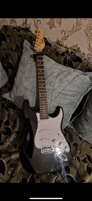 elektrik gitara: Elektron gitara, Fender, 6 sim, Yeni — 1