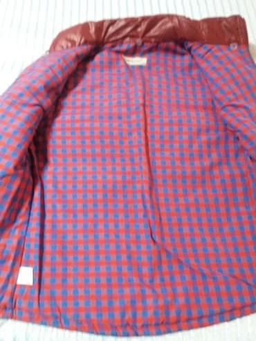 jiletler qadin ucun: Vişnə rəngli kurtka.Brend.Roni firması 38 razmer.Təzədən — 4