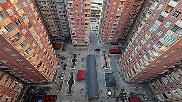 sumqayitda ev: Yeni Yasamal, 3 otaqlı, Yeni tikili, m. İnşaatçılar, 104 kv. m — 2