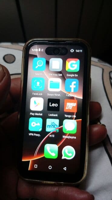 Satılır: Android smartfon Əsas xüsusiyyətlər: - Ekran: damcı formalı