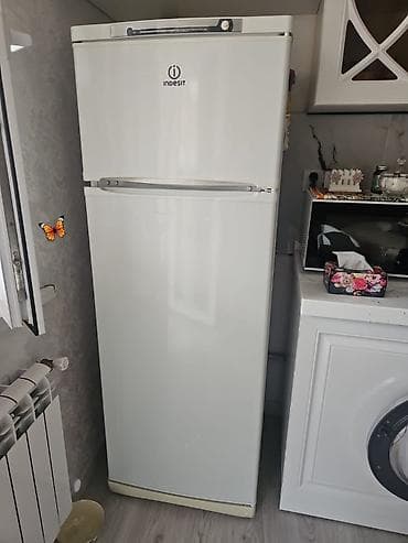 switch 2: Indesit iki qapılı soyuducu-saxlayıcı - Brend: Indesit - Növ: Üst — 1