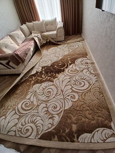 ikinci əl kafel: Xalça — 1