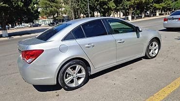 kruz fara: Chevrolet Cruze: 1.4 l | 2013 il 286532 km Sedan — 5