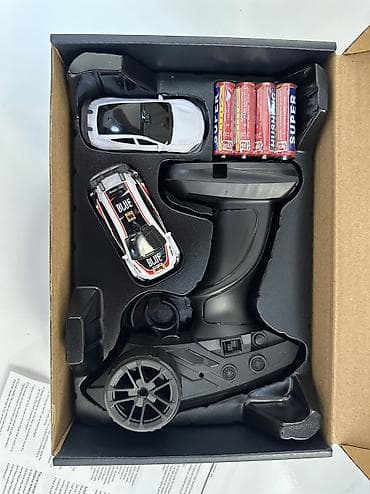 Детский мир: Pultlu Mini drift car modeli Modelin iki korpusu var tam dəmirdir — 3