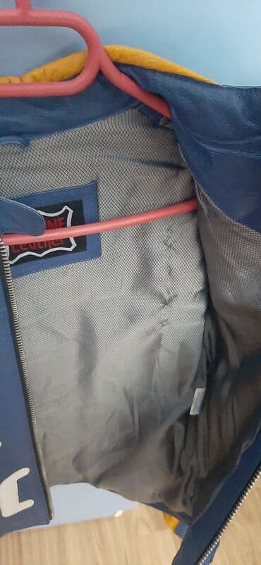 Носки и белье: Dəri kurtka yahsi veziyetde tam dəridən hazırlanıb — 2