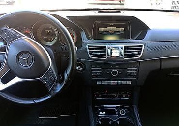 ravon avto salon: Mercedes-Benz E-Class sedan - Korpus: Qara rəng, aerodinamik kuzov — 9