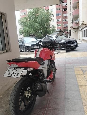 TVS Apache RTR 160 motosiklet - Model: TVS Apache RTR 160 (naked — 3