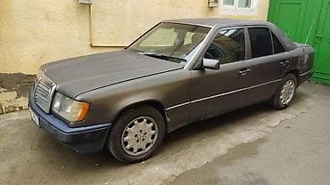 Mercedes-Benz E-Class W124 sedan - Kuzov: 4 qapılı sedan, tünd boz